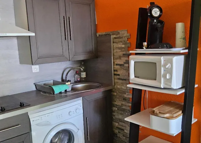 Les Pieds Dans L'eau *