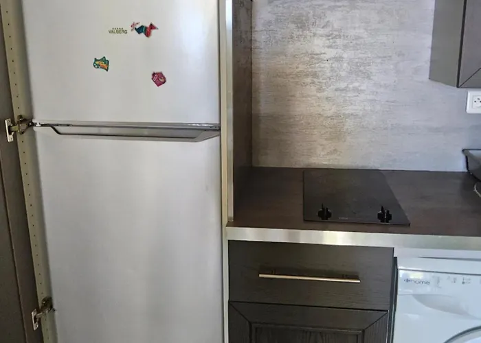 Les Pieds Dans L'eau Апартаменты Нарбонна